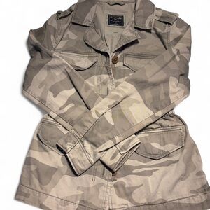 Abercrombie & Fitch Tan Camouflage Jacket
